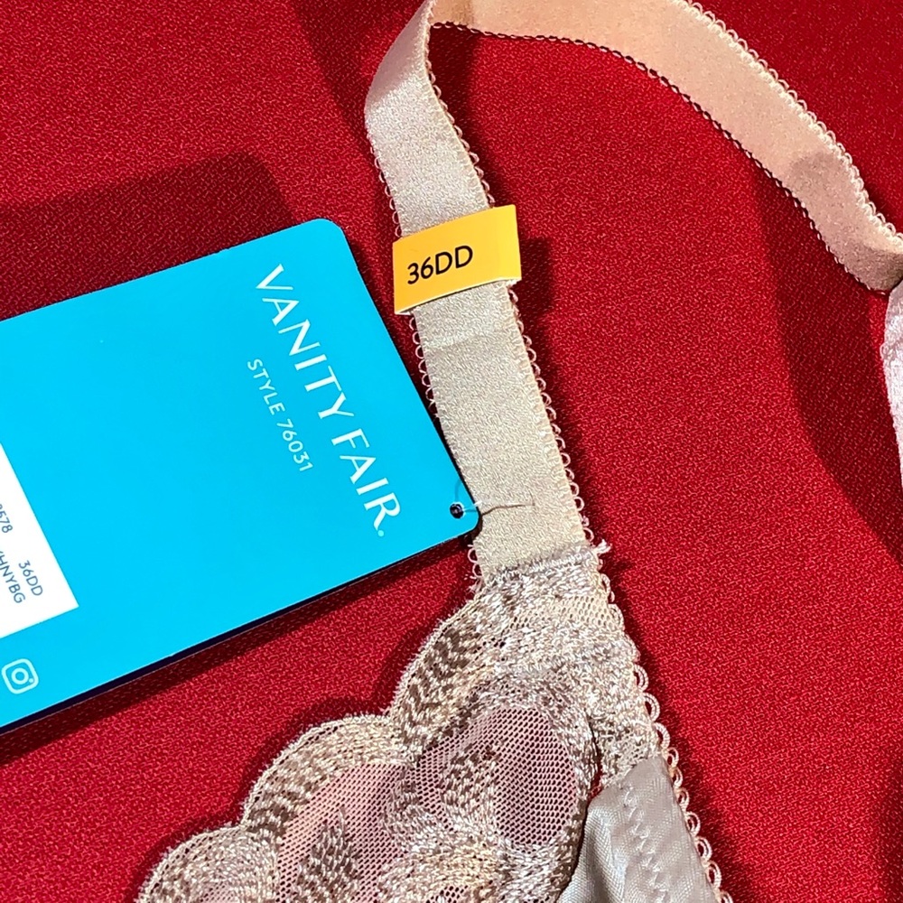 NWT VANITY FAIR bra 36DD cream non padded no poke - Picture 10 of 14